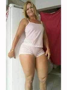 Minha tia &eacute; uma vagabunda